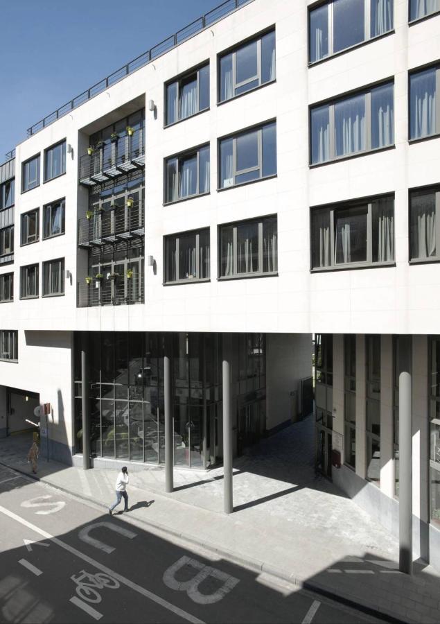 Youth Hostel Van Gogh Saint-Josse-ten-Noode Exterior photo