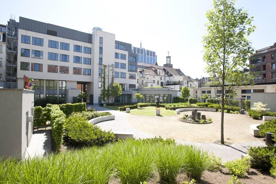 Youth Hostel Van Gogh Saint-Josse-ten-Noode Exterior photo